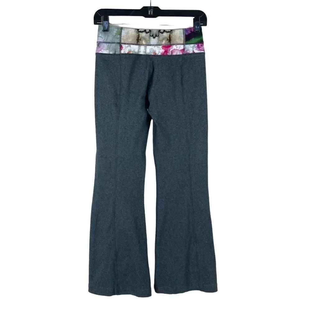Lululemon Groove Pant Blurred Blossoms Heathered Fossil Flare Yoga Pants *FLAWS* - Picture 3 of 13